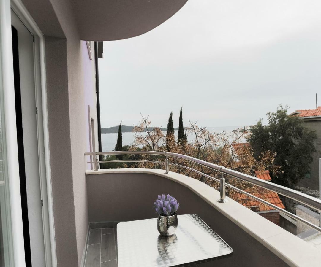Villa Scandalli Sevid Exterior photo